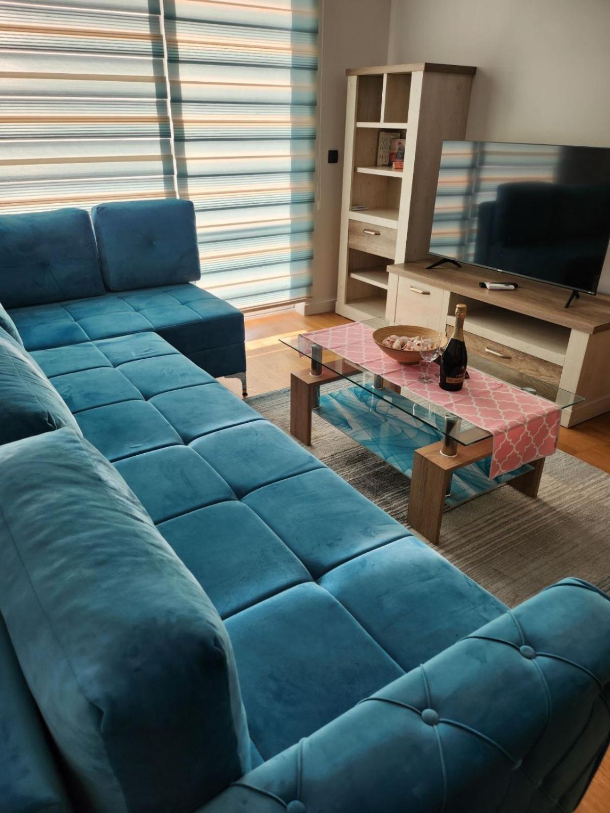 Luxury Blue Bulevar *