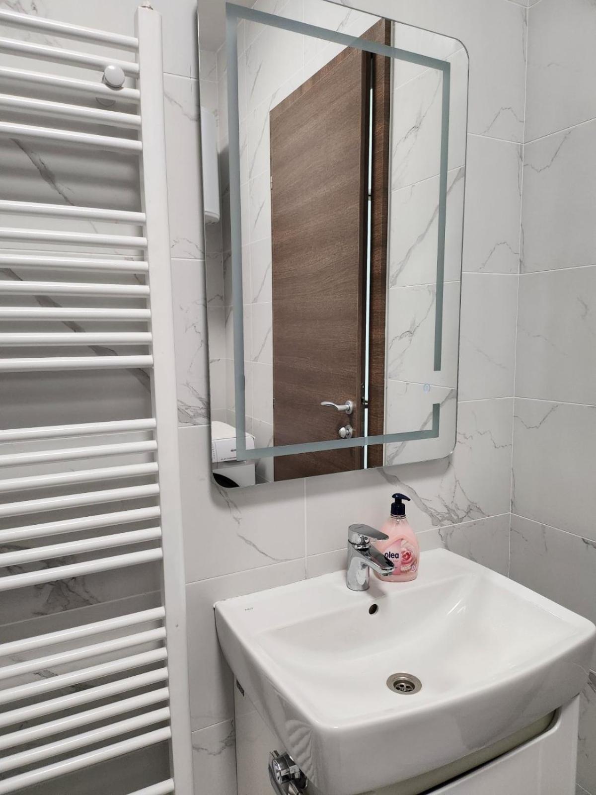 Luxury Blue Bulevar Apartment Sarajevo